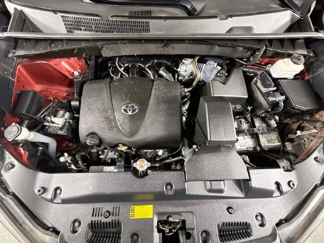 Certified 2019 Toyota Highlander SE w/ Nightshade Edition FWD image 33