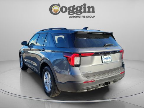 New 2026 Ford Explorer Active image 3