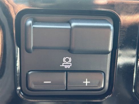 Used 2025 GMC Sierra 1500 Elevation w/ Elevation Premium Package image 23