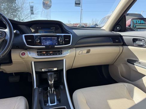 Used 2013 Honda Accord EX-L image 17