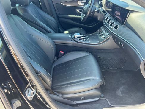 Used 2020 Mercedes-Benz E 350 Sedan image 13