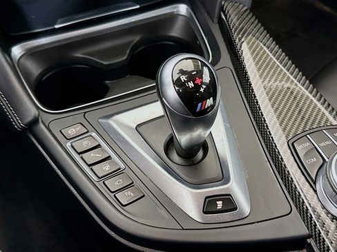 Used 2018 BMW M3 RWD image 18
