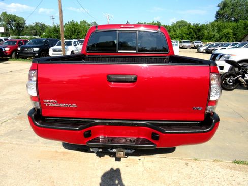 Used 2015 Toyota Tacoma TRD Pro image 5