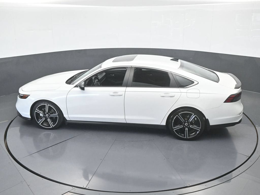 Used 2025 Honda Accord Sport image 48