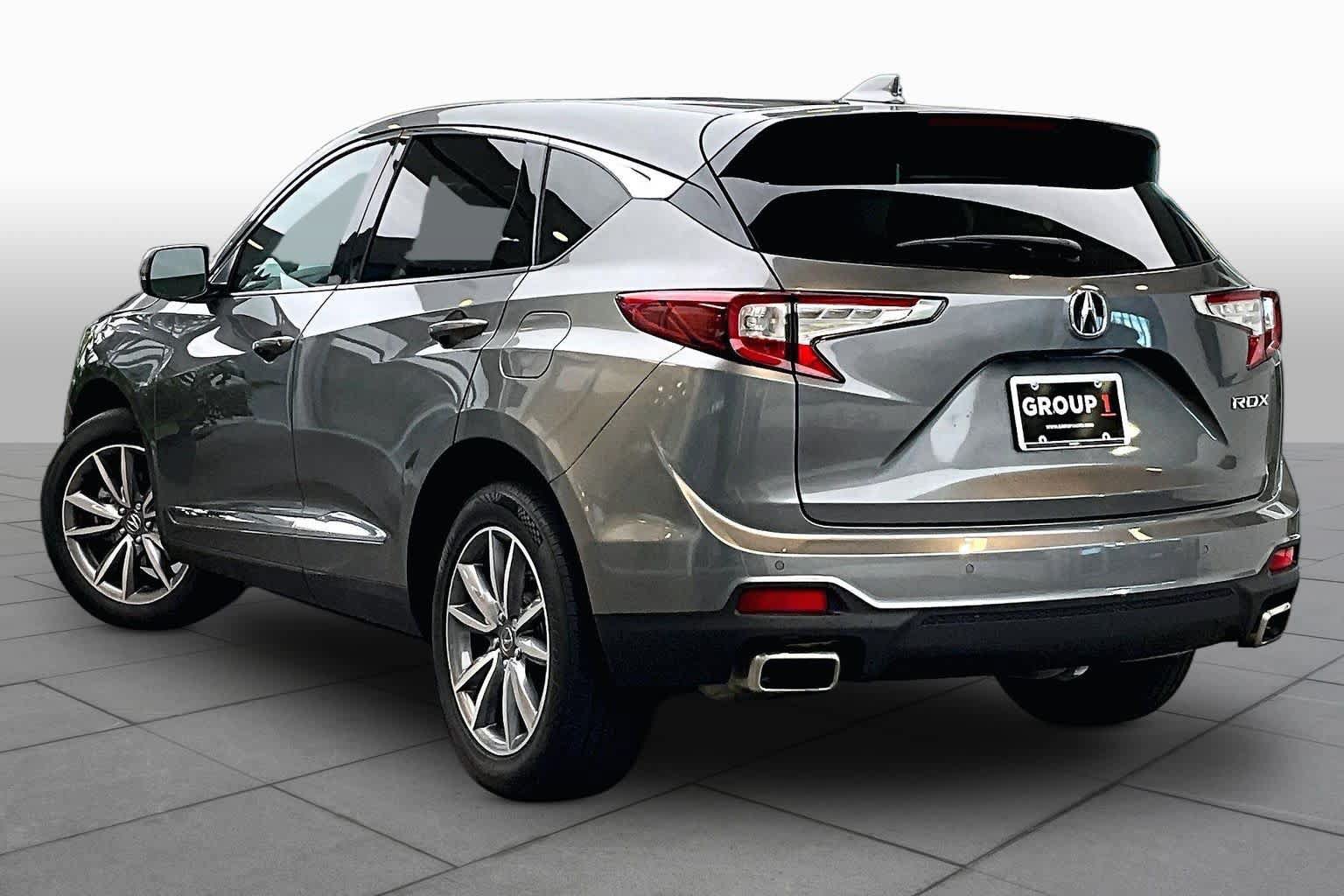 Used 2023 Acura RDX w/ Technology Package FWD image 12