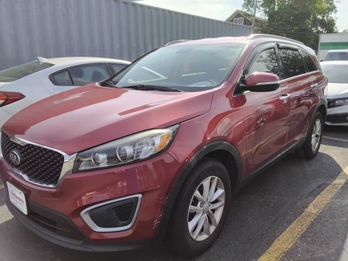 Used 2017 Kia Sorento FWD w/ LX Convenience Package image 12