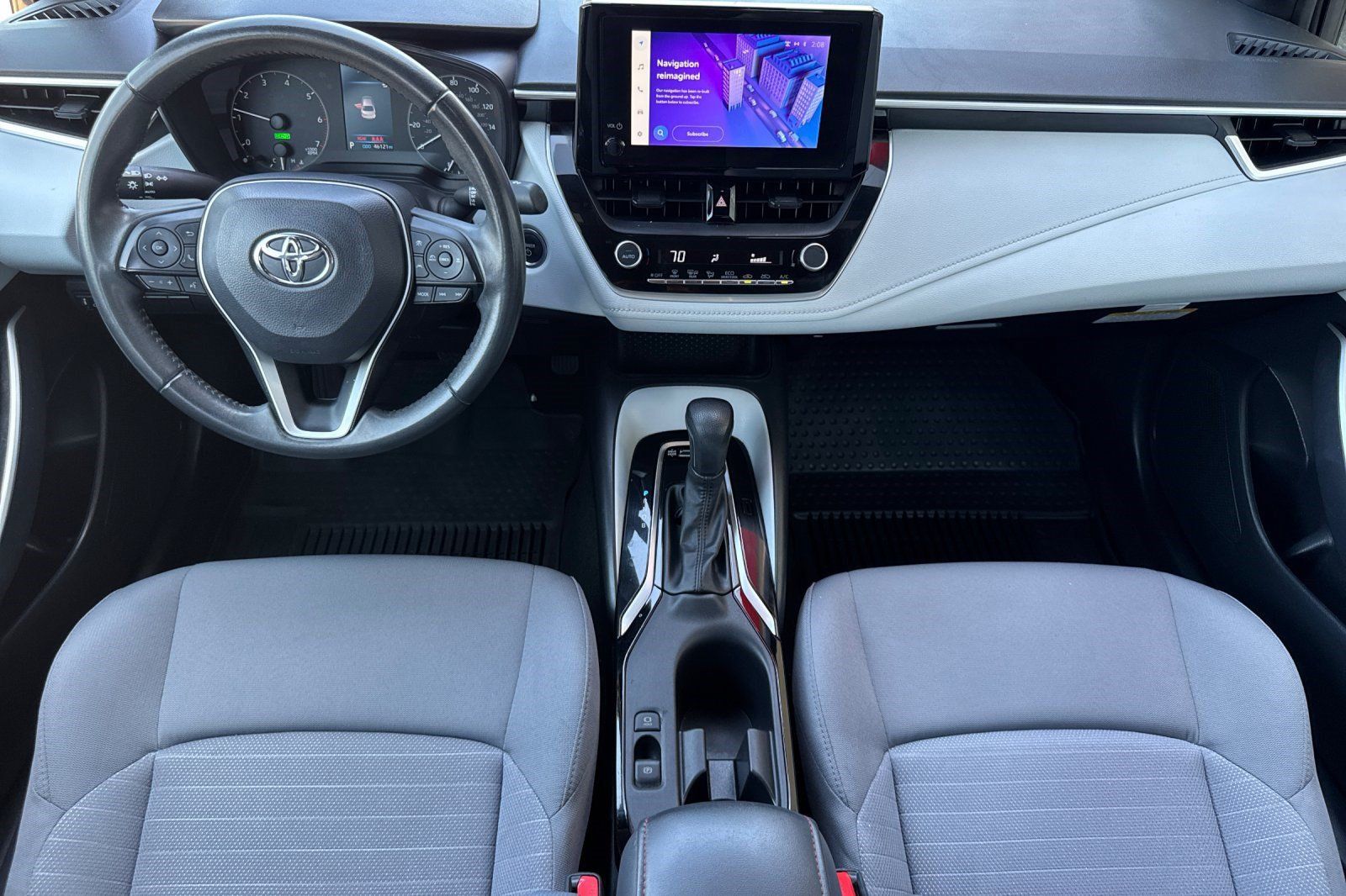 Certified 2024 Toyota Corolla SE FWD image 16