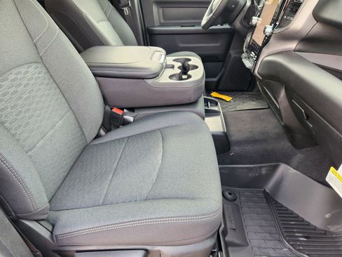 New 2026 RAM 2500 Warlock AWD/4WD image 13