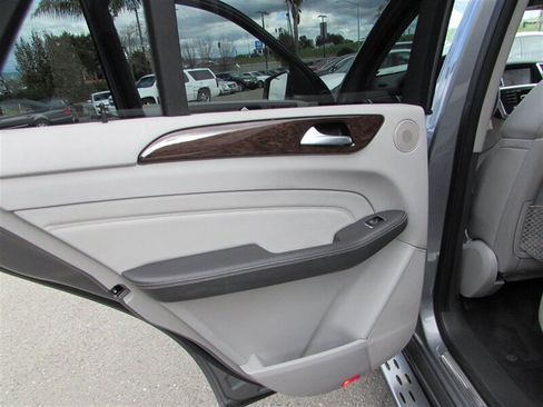 Used 2013 Mercedes-Benz ML 350 4MATIC image 27