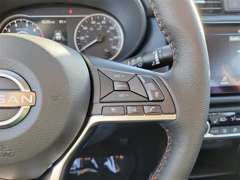 New 2025 Nissan Versa SR w/ Trunk Package image 6