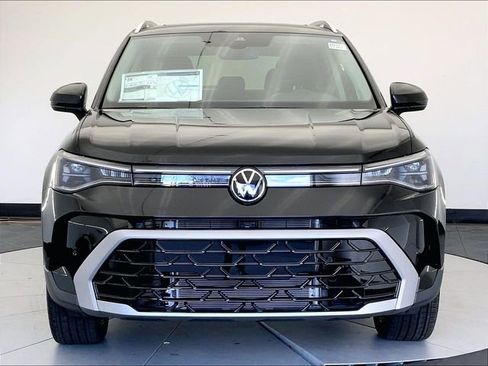 New 2026 Volkswagen Taos SEL AWD/4WD image 5
