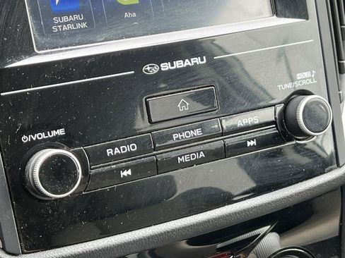 Used 2024 Subaru Forester Premium AWD/4WD image 25