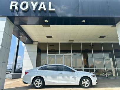 Used 2018 Chevrolet Malibu LS