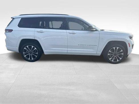 Used 2024 Jeep Grand Cherokee L Overland w/ Trailer Tow Package AWD/4WD image 2