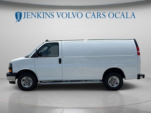 Used 2024 GMC Savana 2500 w/ Driver Convenience Package RWD image 6