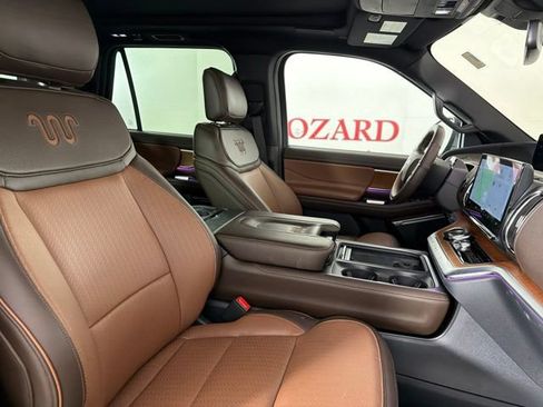 Used 2025 Ford Expedition King Ranch AWD/4WD image 16