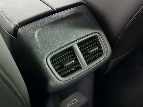 Used 2023 Buick Envision Preferred image 32