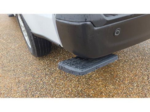Used 2023 Ford F150 XL RWD image 11