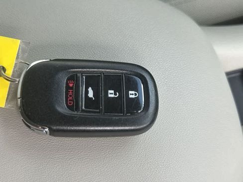 Used 2024 Honda HR-V LX image 28