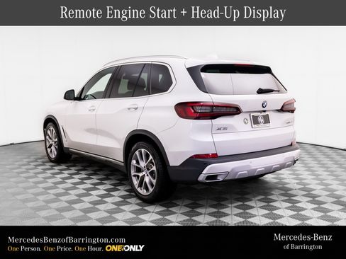 Used 2022 BMW X5 xDrive40i w/ Premium Package AWD/4WD image 3