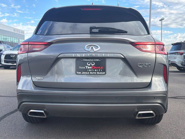 Used 2021 INFINITI QX50 Luxe w/ Appearance Package AWD/4WD image 7