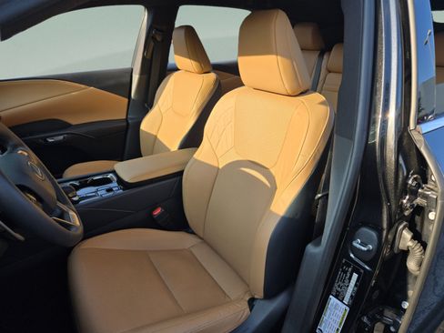 Certified 2025 Lexus RX 350 FWD w/ Technology Package image 14