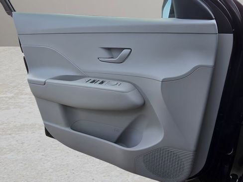 New 2026 Hyundai Kona SE image 17