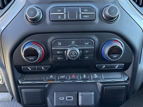 Used 2020 Chevrolet Silverado 1500 RST image 20