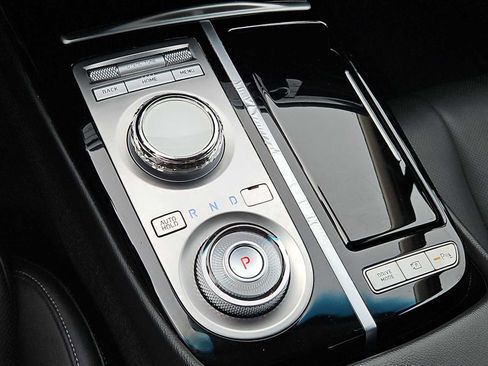 Used 2023 Genesis G80 2.5T image 46