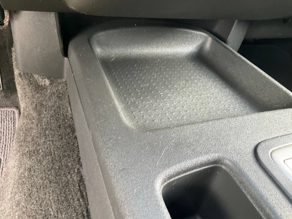 Used 2017 Nissan Frontier PRO-4X AWD/4WD image 19
