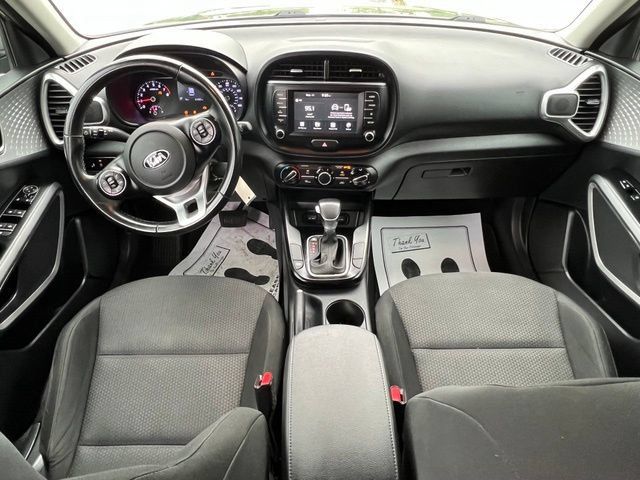 Used 2020 Kia Soul X-Line FWD image 2
