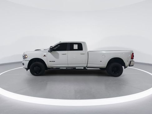 Used 2024 RAM 3500 Laramie w/ Night Edition image 5