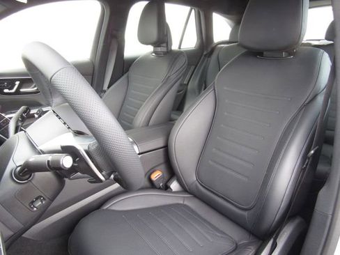New 2026 Mercedes-Benz GLC 43 AMG 4MATIC image 12
