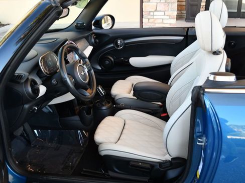 Used 2022 MINI Cooper S image 58