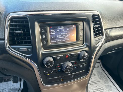 Used 2014 Jeep Grand Cherokee Laredo w/ Quick Order Package 23E image 23