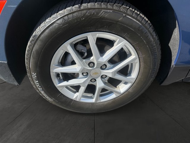 Used 2024 Chevrolet Equinox LT w/ LPO, Floor Liner Package AWD/4WD image 9