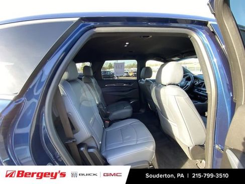 Certified 2023 Buick Enclave Essence image 30