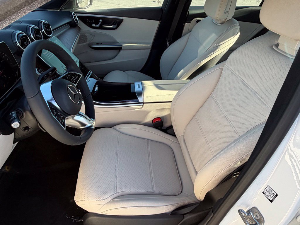 New 2026 Mercedes-Benz C 300 4MATIC Sedan image 19