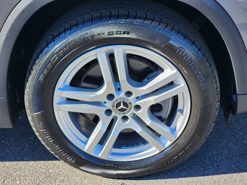 Used 2023 Mercedes-Benz GLA 250 4MATIC image 4