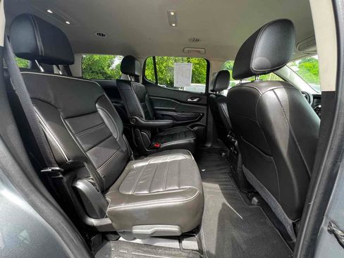 Used 2020 GMC Acadia Denali image 21