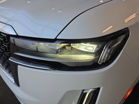 Certified 2022 Cadillac Escalade Premium Luxury image 31