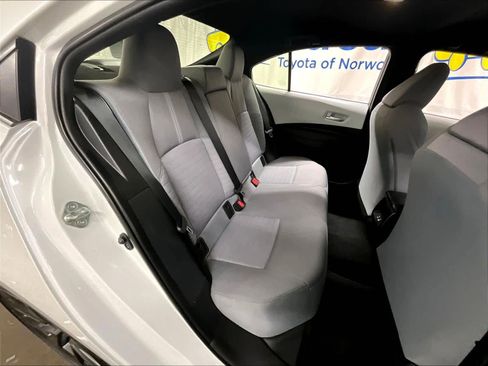 Used 2023 Toyota Corolla SE w/ Carpet Mat Package (TMS) image 16