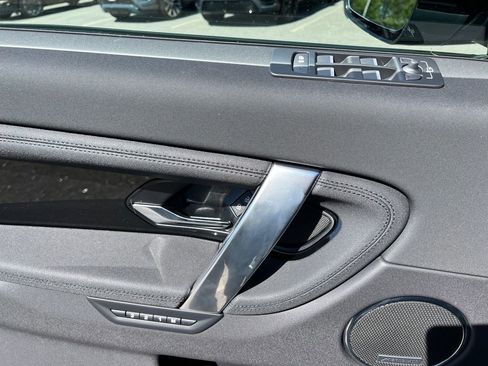 New 2025 Land Rover Discovery Sport S image 11