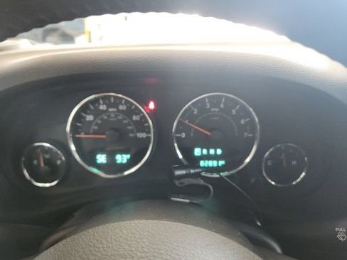 Certified 2018 Jeep Wrangler Unlimited Sport S AWD/4WD image 28