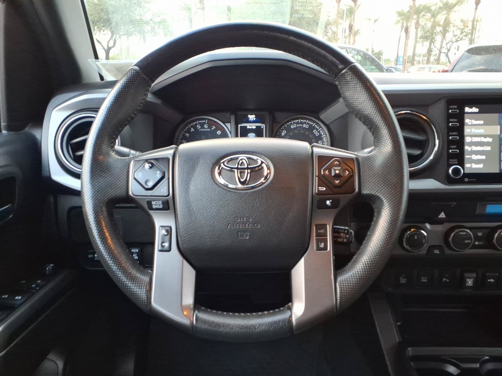 Used 2022 Toyota Tacoma TRD Sport w/ Technology Package AWD/4WD image 12