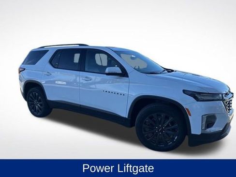 Used 2023 Chevrolet Traverse RS w/ LPO, Floor Liner Package image 9