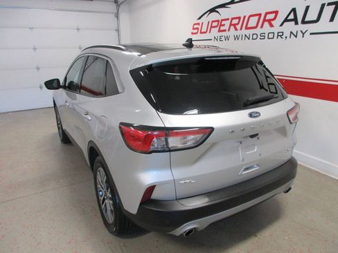 Used 2020 Ford Escape SEL AWD/4WD image 14