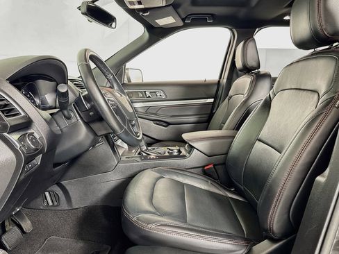 Used 2019 Ford Explorer Sport AWD/4WD image 9