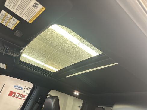 Used 2019 Ford F150 Raptor w/ Equipment Group 802A Luxury image 3