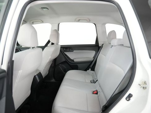 Used 2018 Subaru Forester 2.5i w/ Alloy Wheel Package image 34